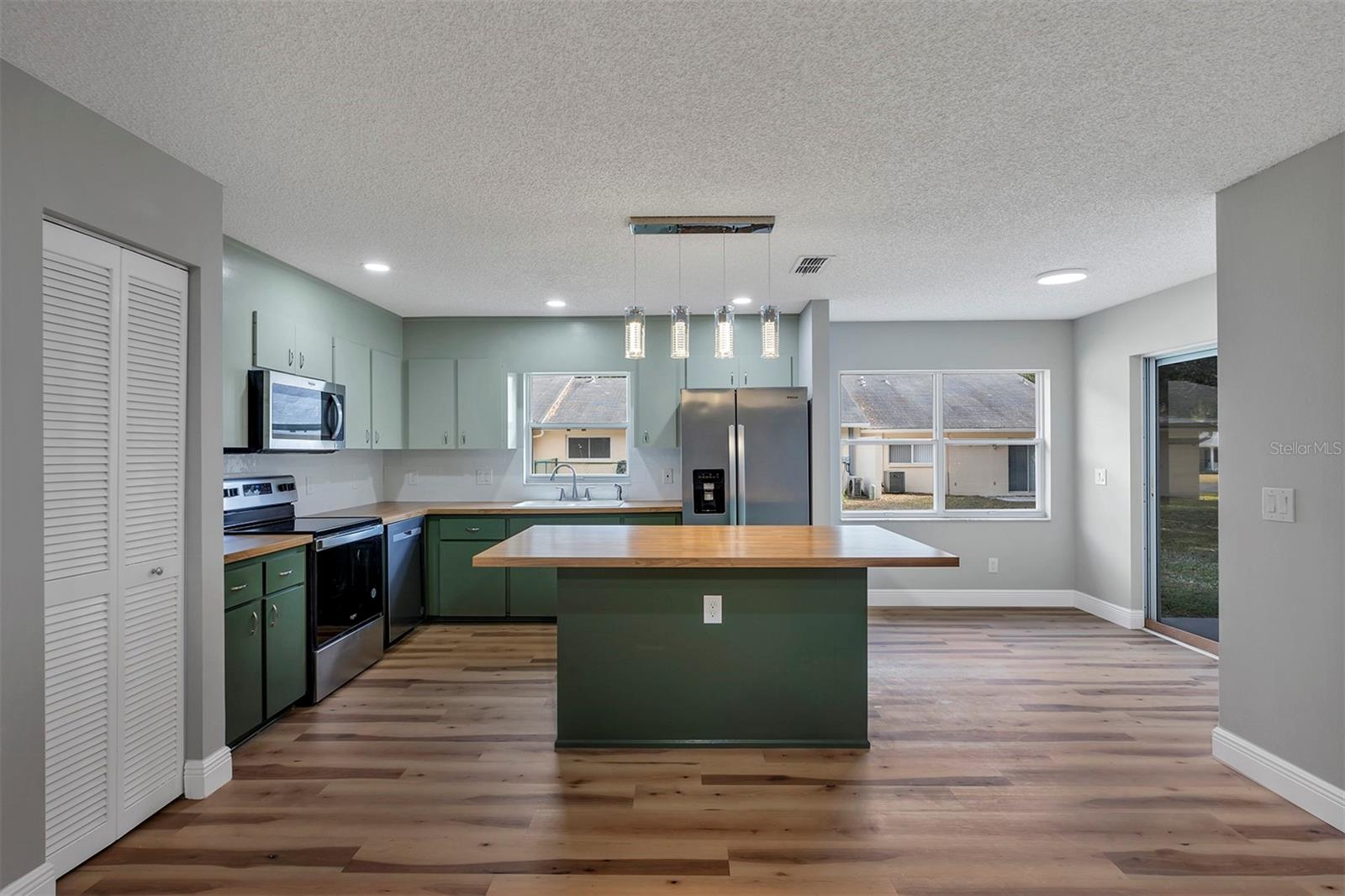 Image 2 of 44 For 9755 94th Terrace C