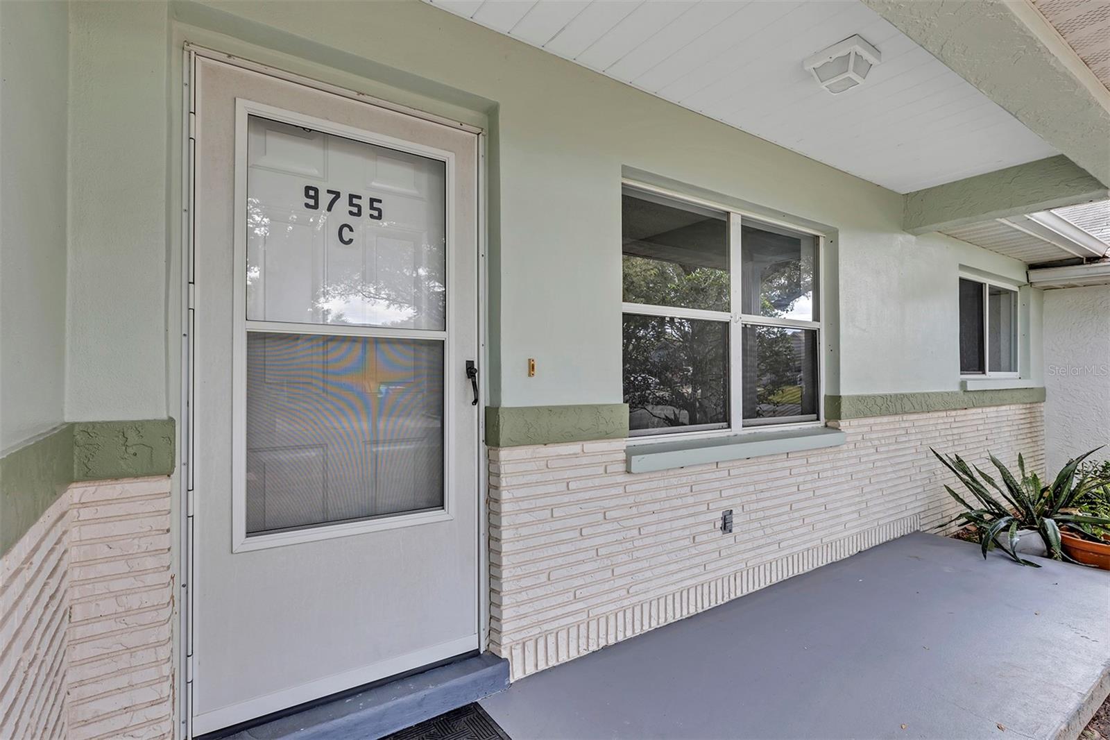 Image 23 of 44 For 9755 94th Terrace C