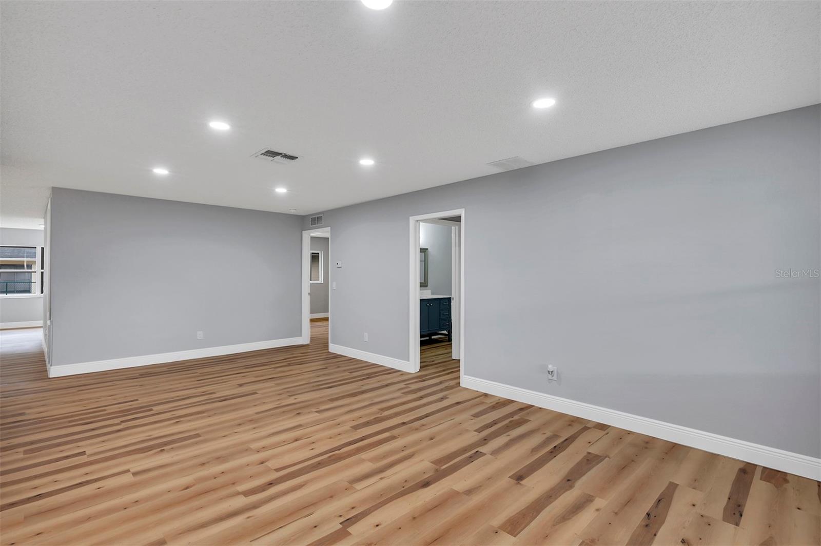 Image 24 of 44 For 9755 94th Terrace C