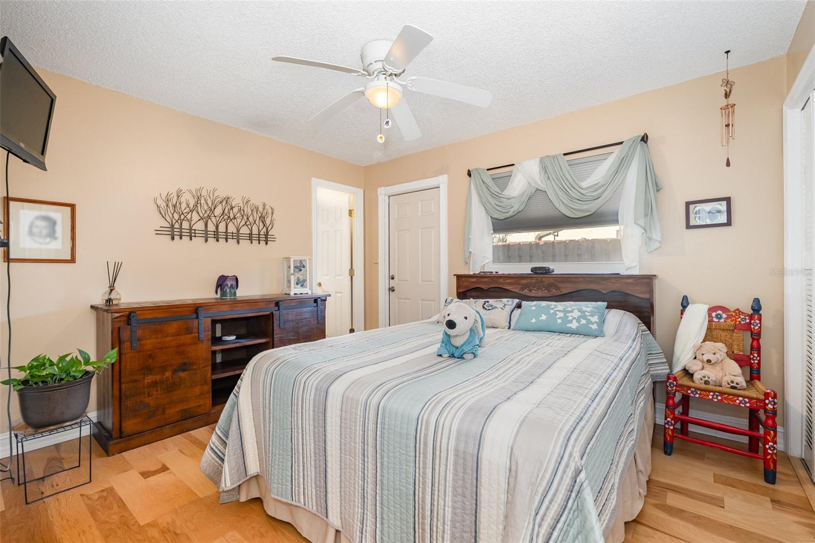 Image 17 of 29 For 1390 Scorpious Court