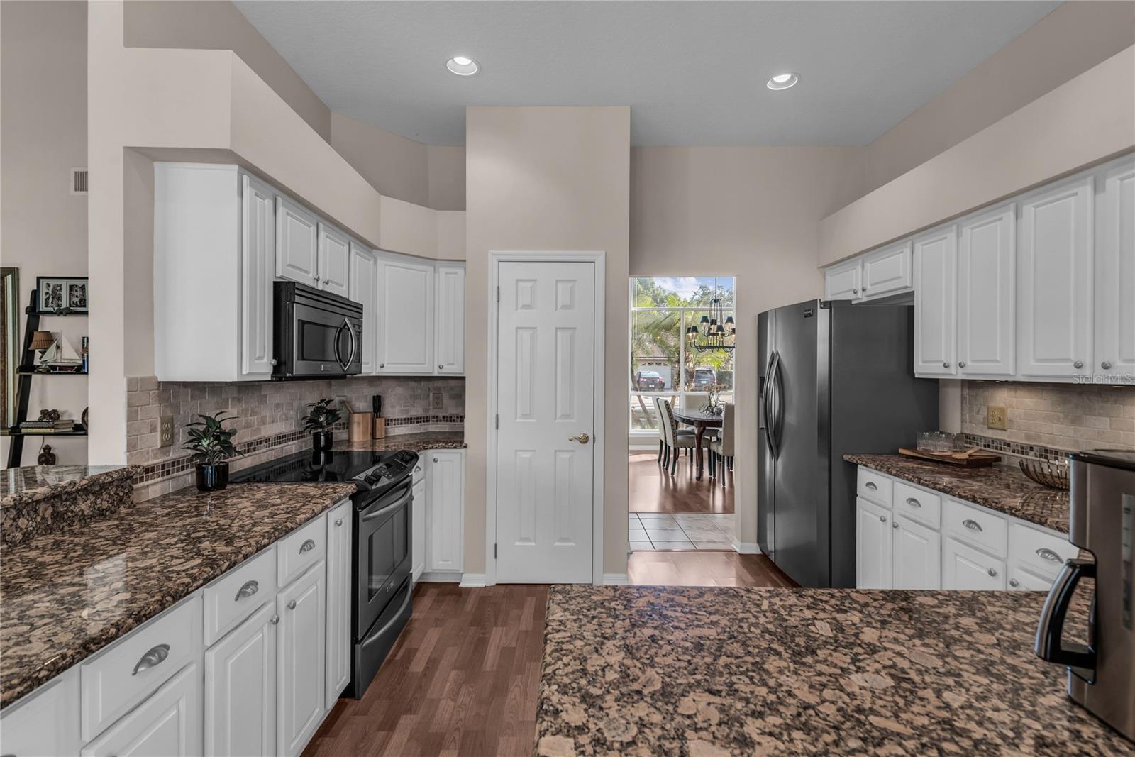 Image 11 of 52 For 4119 Pecan Lane