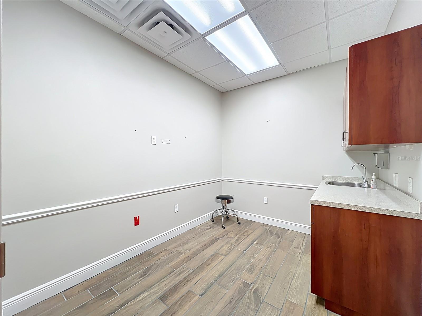 Image 38 of 53 For 1507 Hiawassee Road 115 & 116