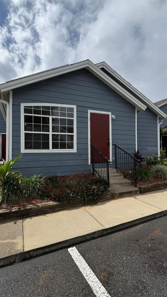 Image 2 of 14 For 211 Caribbean Drive Lockout