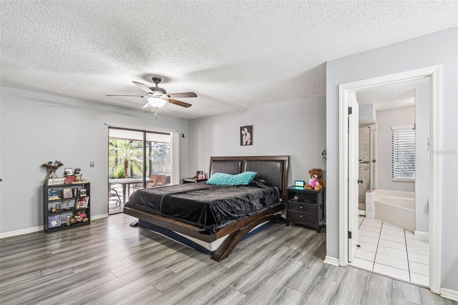 Image 18 of 35 For 2334 Ashington Park Drive