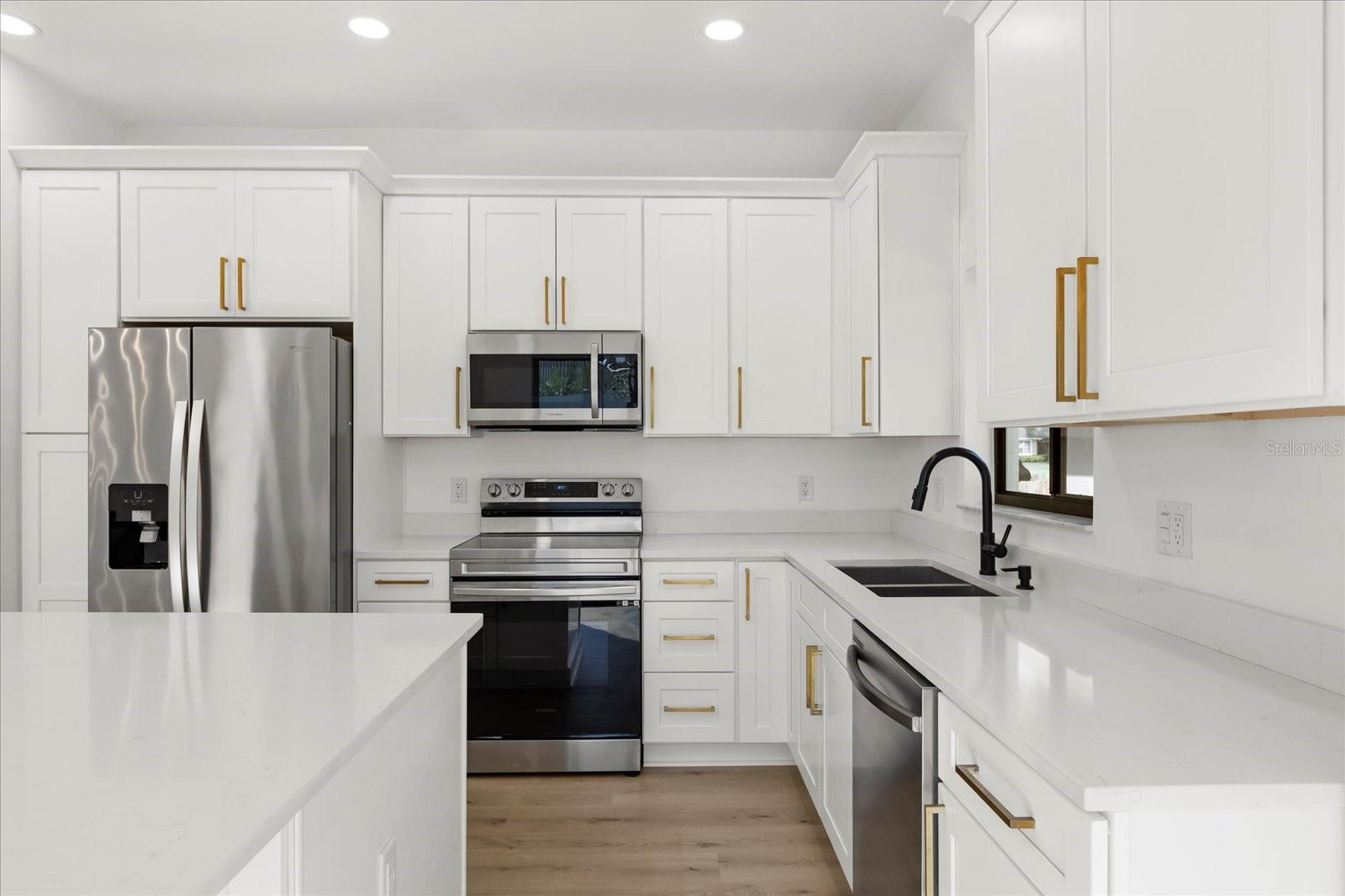 Image 10 of 32 For 2503 Sweetwater Country Club Drive