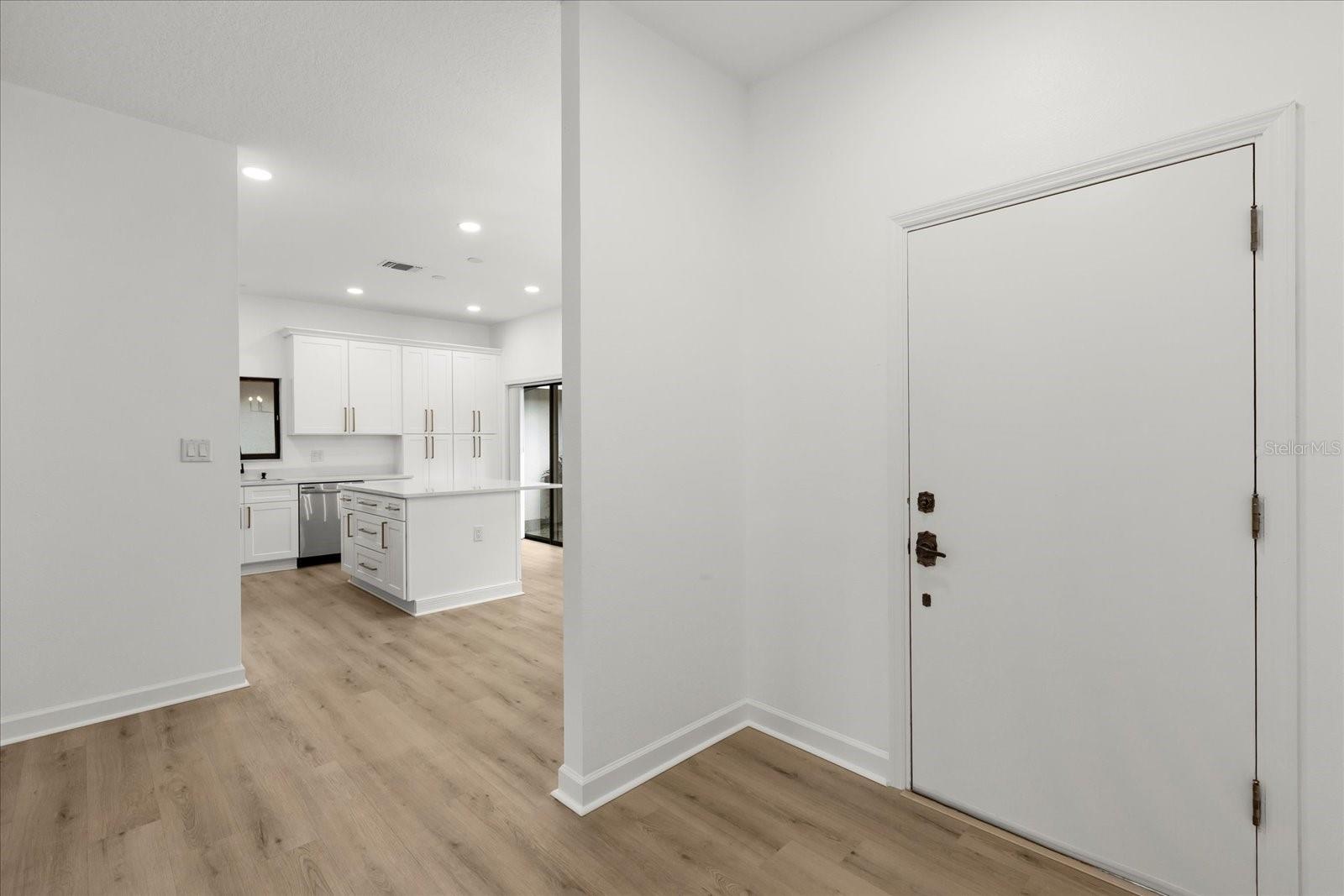 Image 5 of 32 For 2503 Sweetwater Country Club Drive