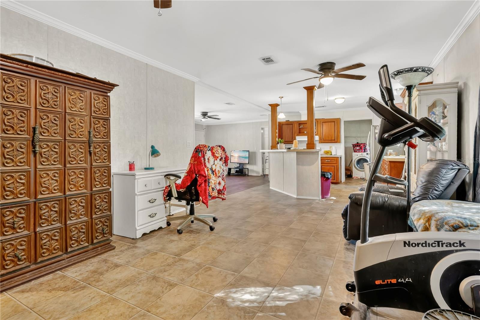 Image 9 of 20 For 4344 138th Street