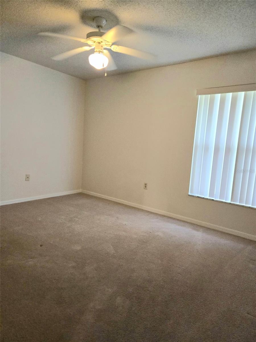 Image 14 of 36 For 611 Cotulla Drive