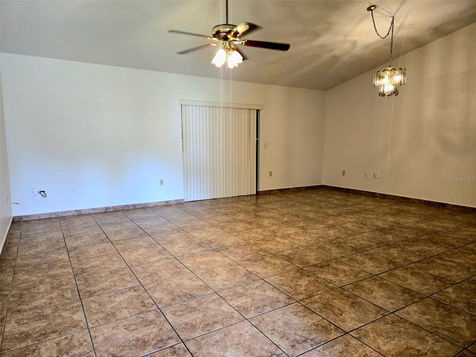 Image 5 of 36 For 611 Cotulla Drive