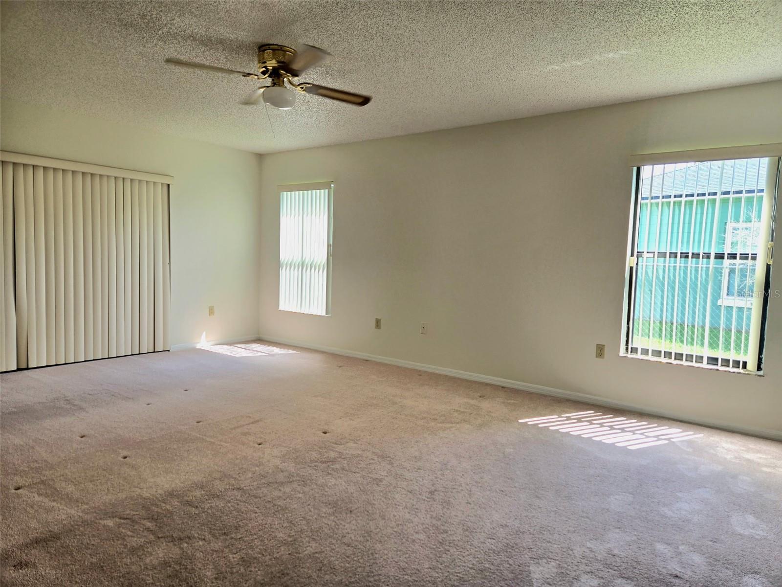 Image 9 of 36 For 611 Cotulla Drive