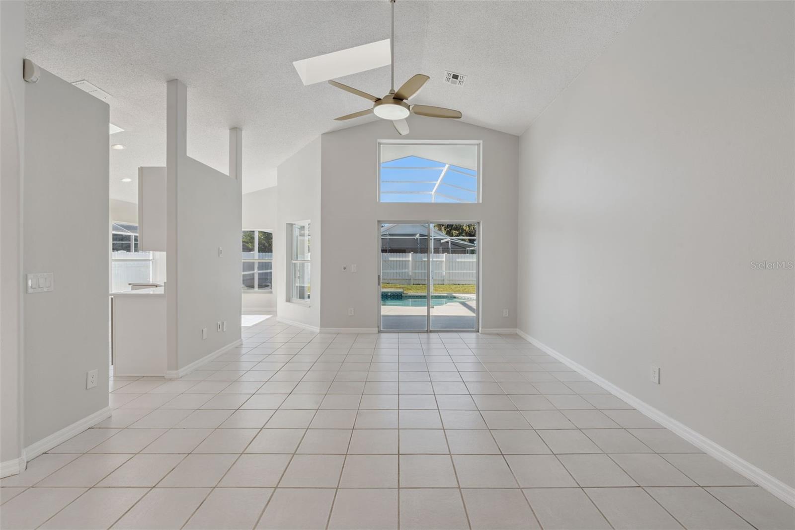 Image 4 of 32 For 8012 Spring Creek Drive