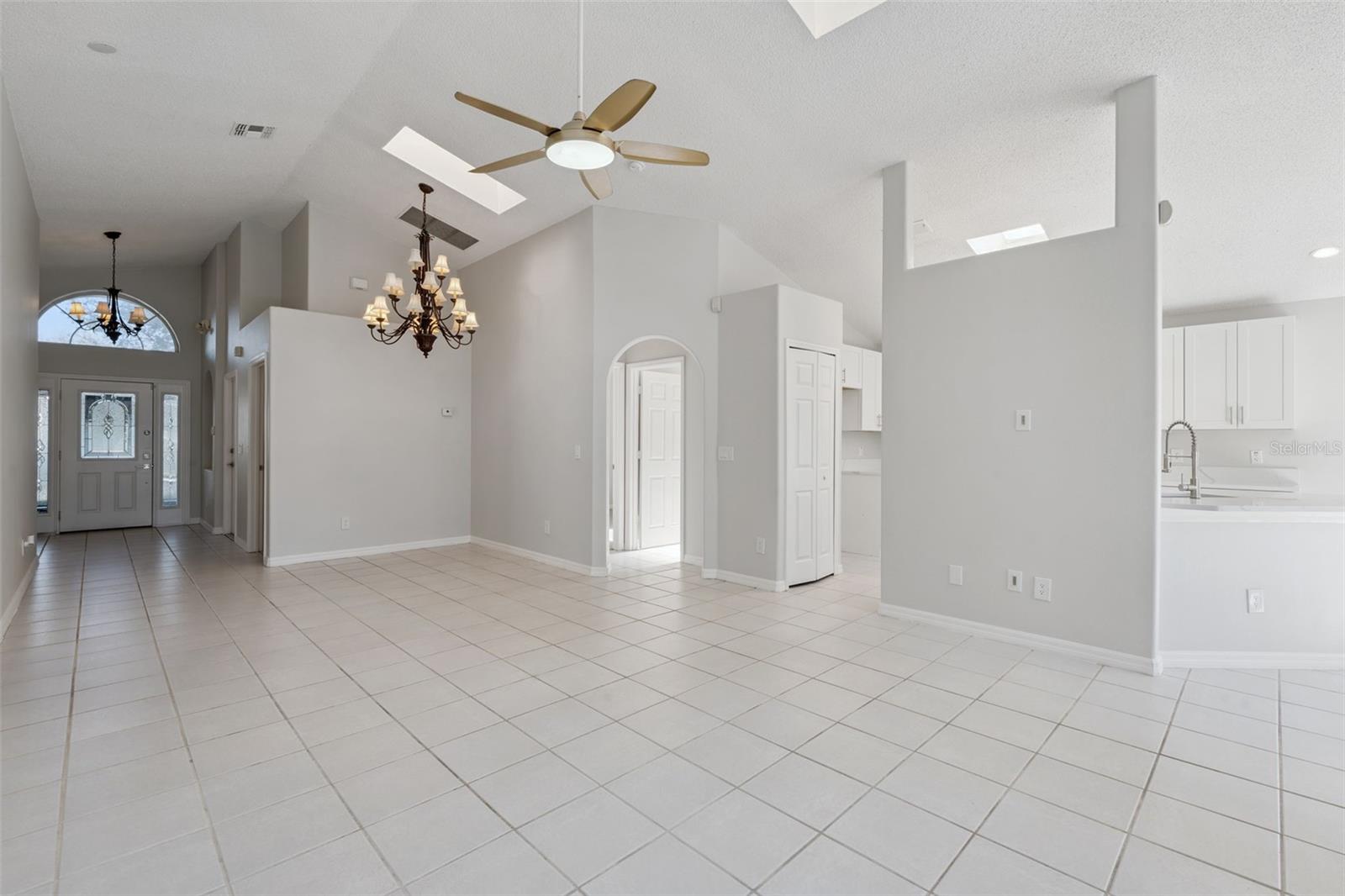 Image 5 of 32 For 8012 Spring Creek Drive