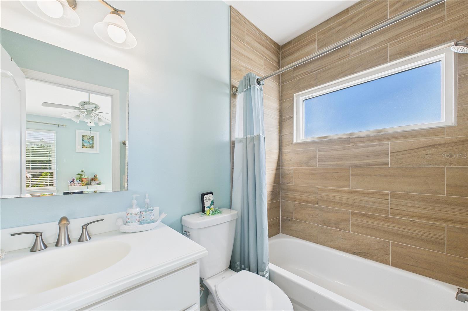 Image 14 of 68 For 105 Anchor  