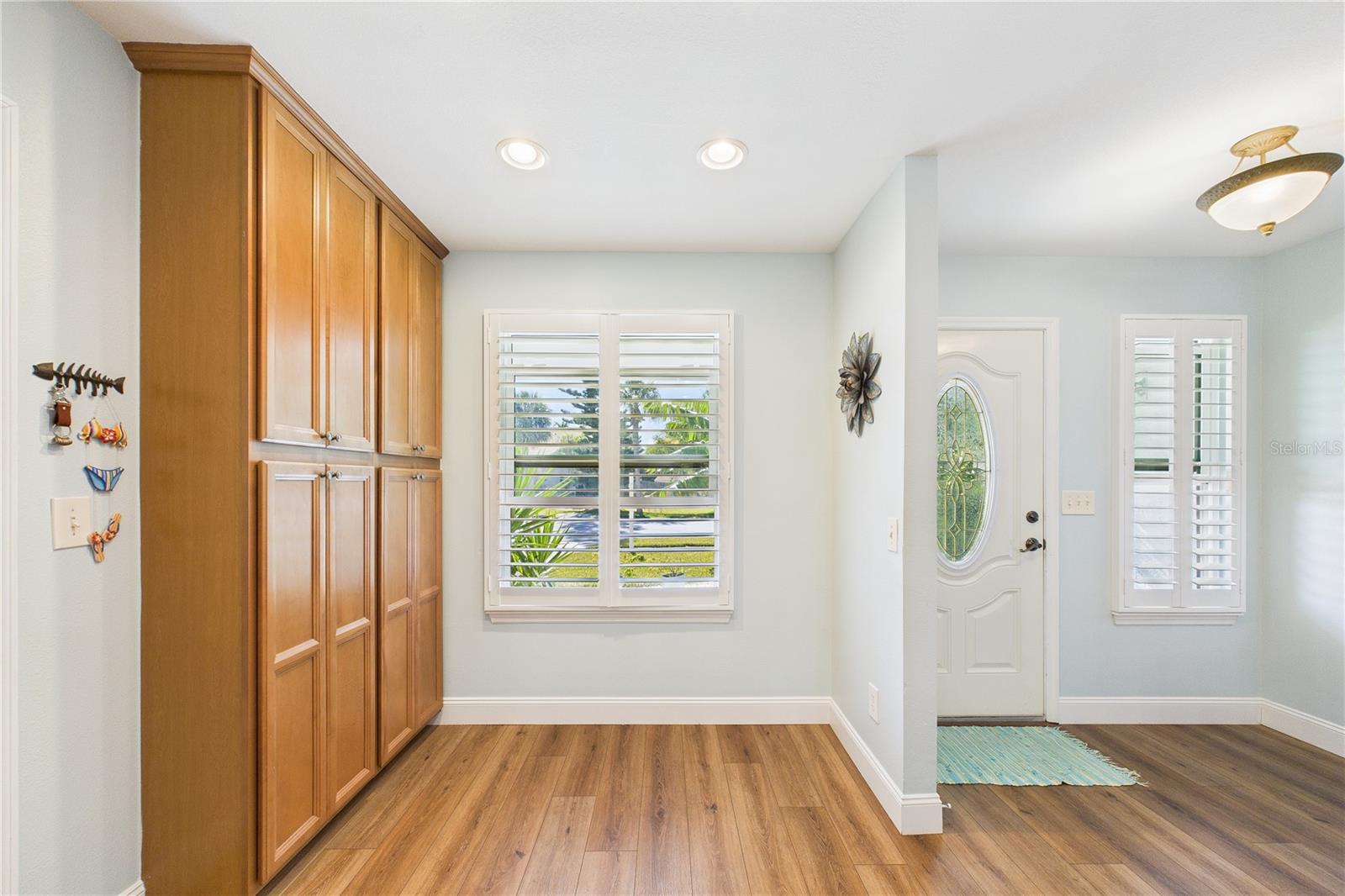 Image 18 of 68 For 105 Anchor  