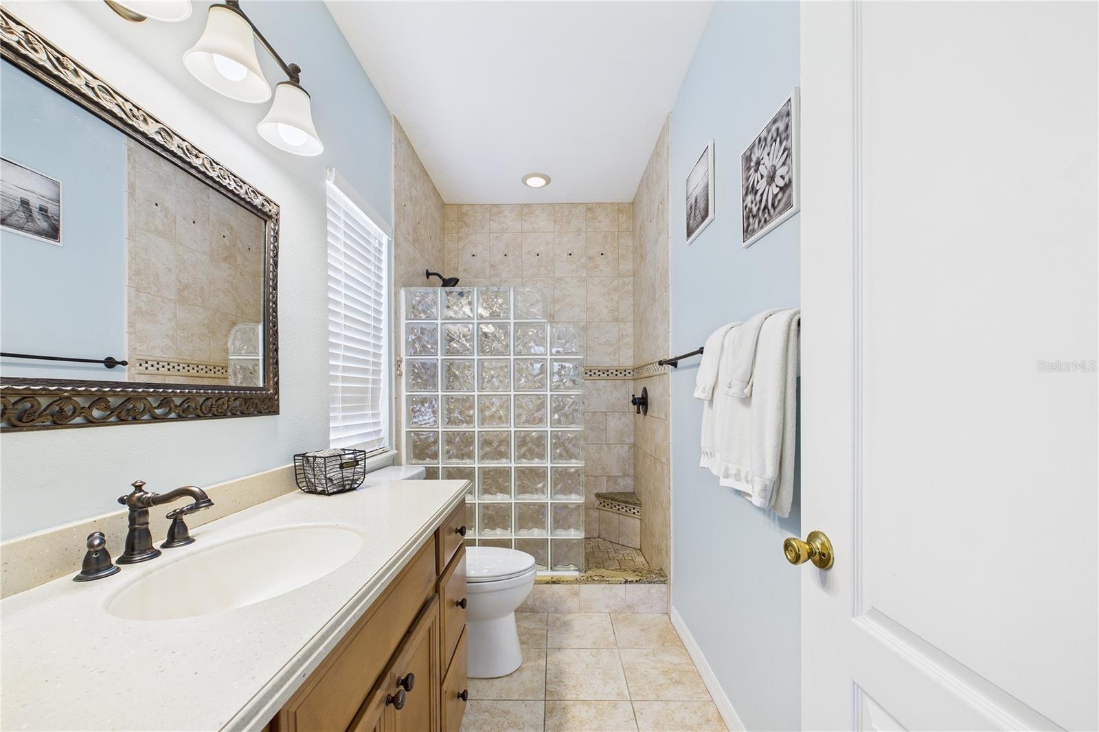 Image 7 of 68 For 105 Anchor  