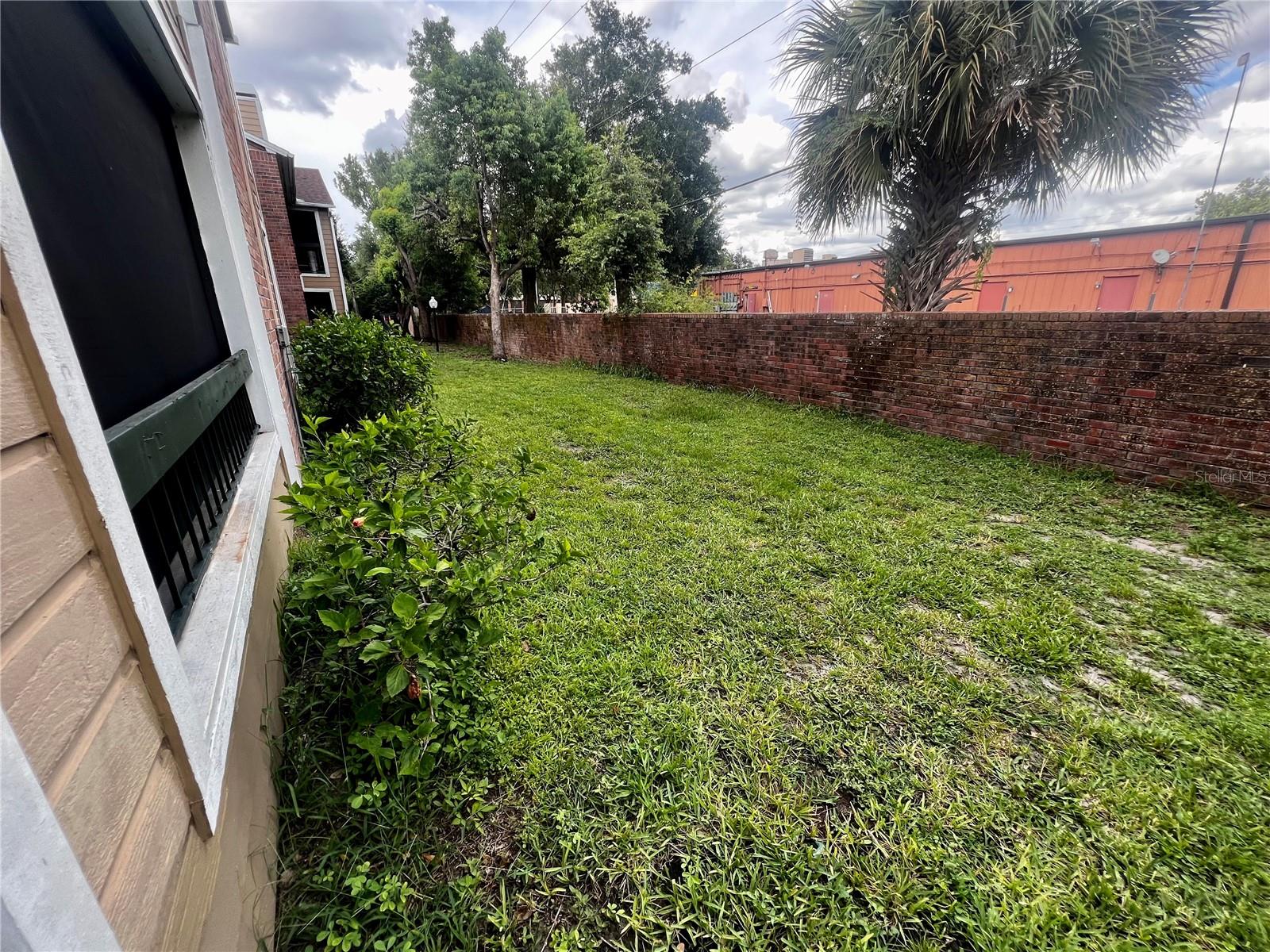 Image 22 of 24 For 4355 Perkinshire Lane 104