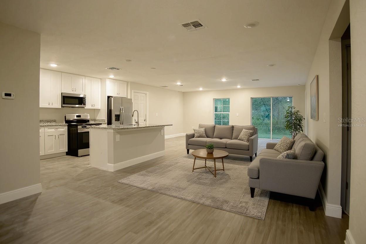 Image 6 of 31 For 7305 Sun N Lake Boulevard