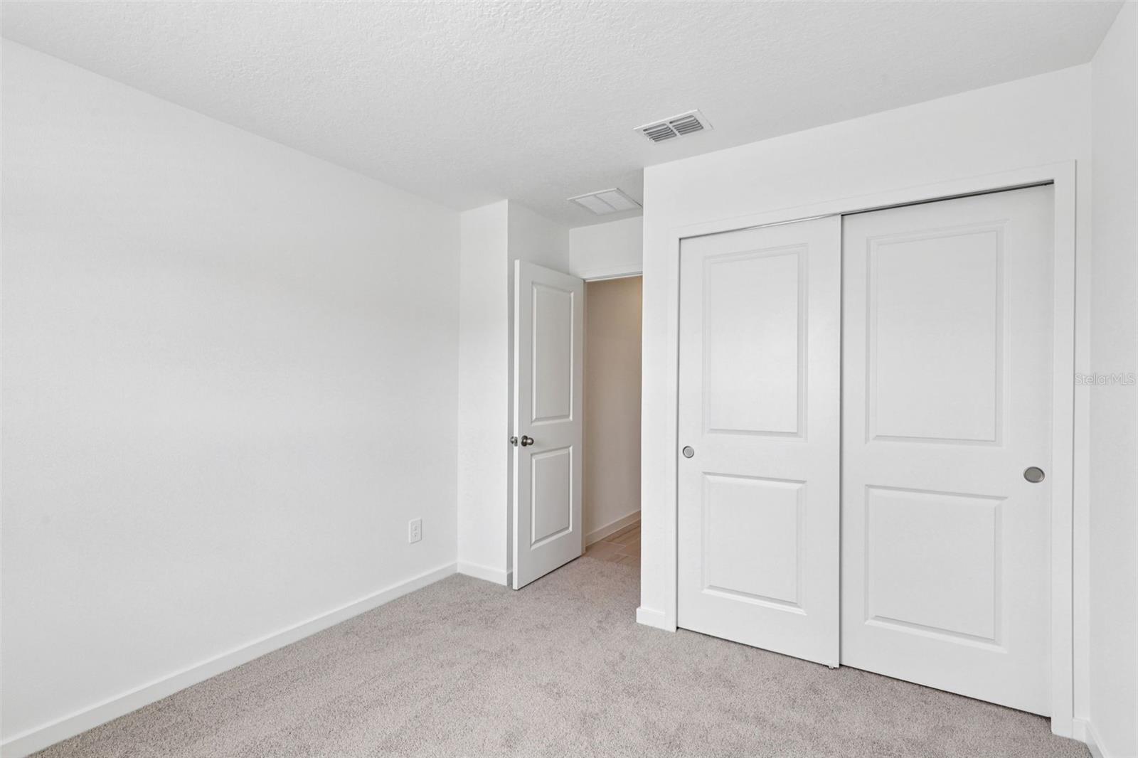 Image 15 of 25 For 15 Dilly Court