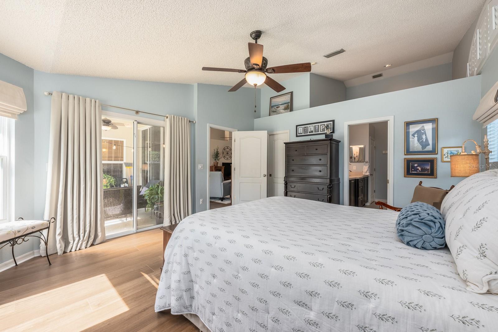 Image 15 of 29 For 1029 California Creek Drive