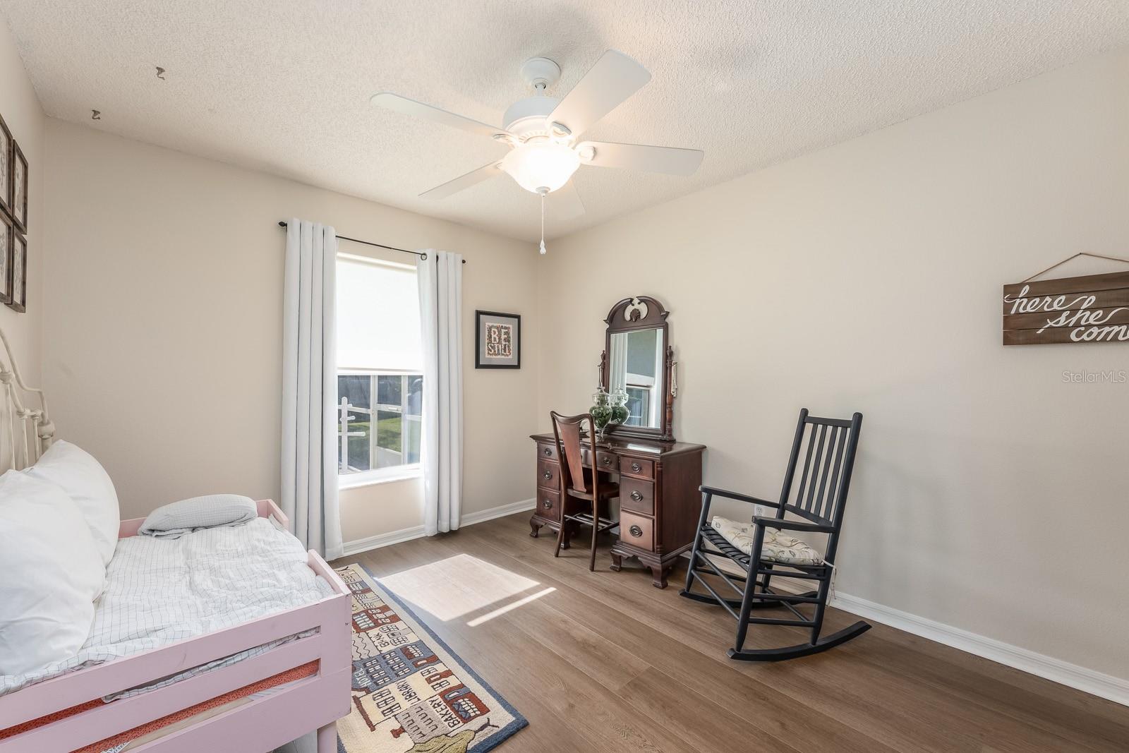 Image 19 of 29 For 1029 California Creek Drive