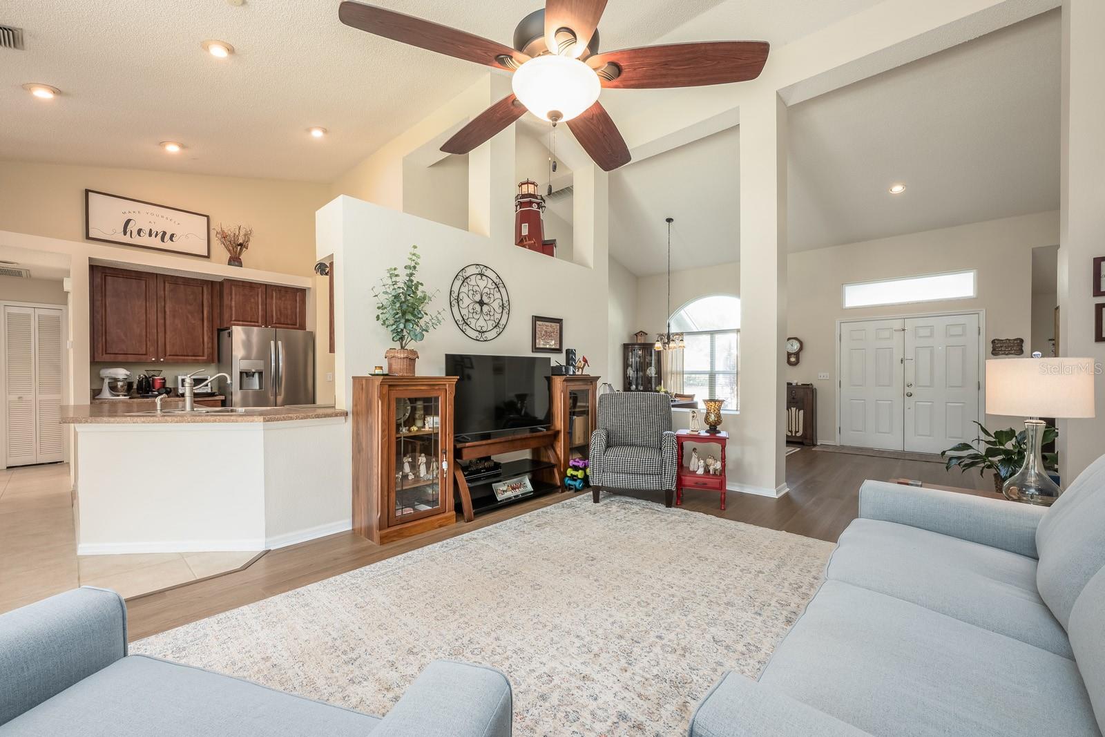 Image 6 of 29 For 1029 California Creek Drive