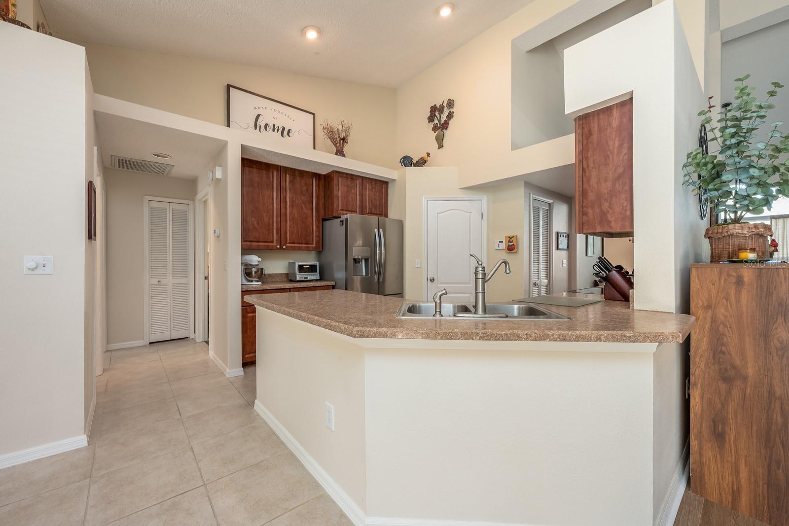 Image 8 of 29 For 1029 California Creek Drive