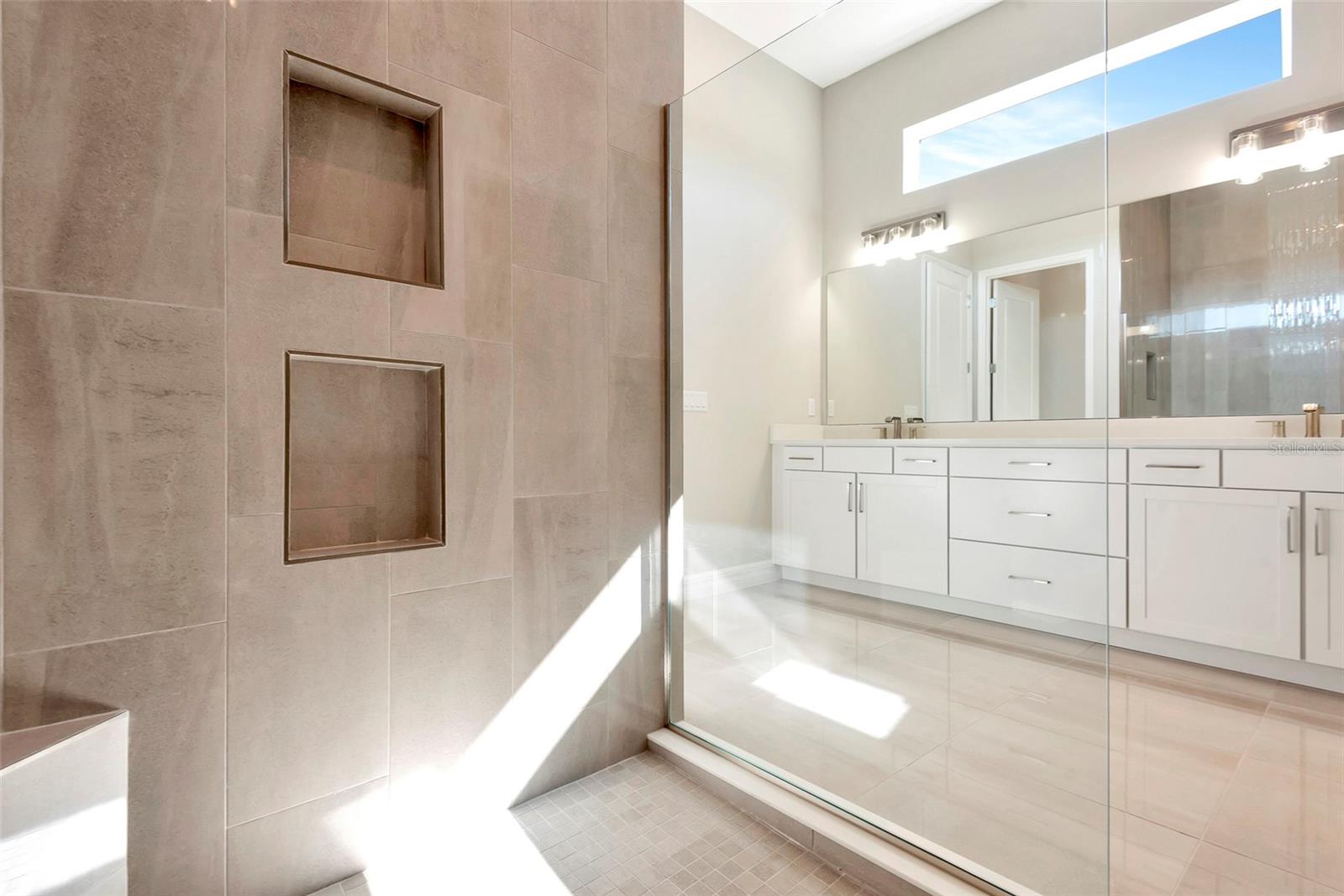 Image 19 of 57 For 1017 Liliana Drive