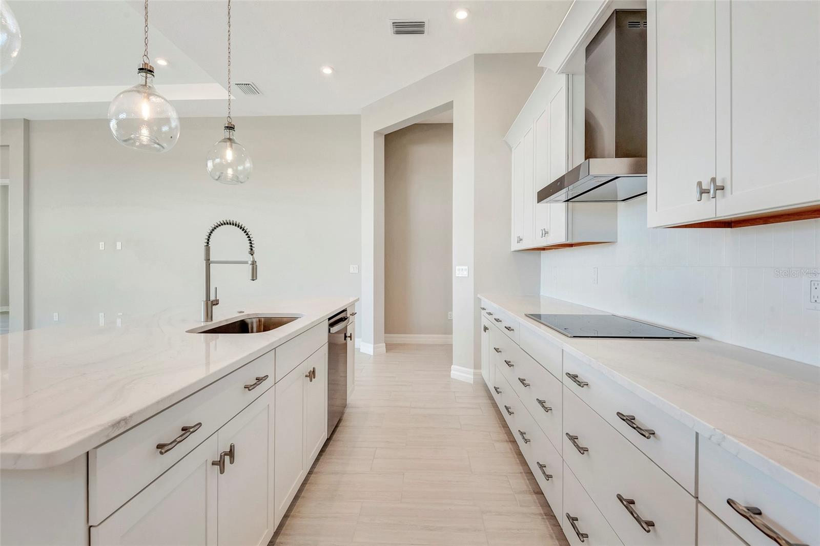 Image 7 of 57 For 1017 Liliana Drive