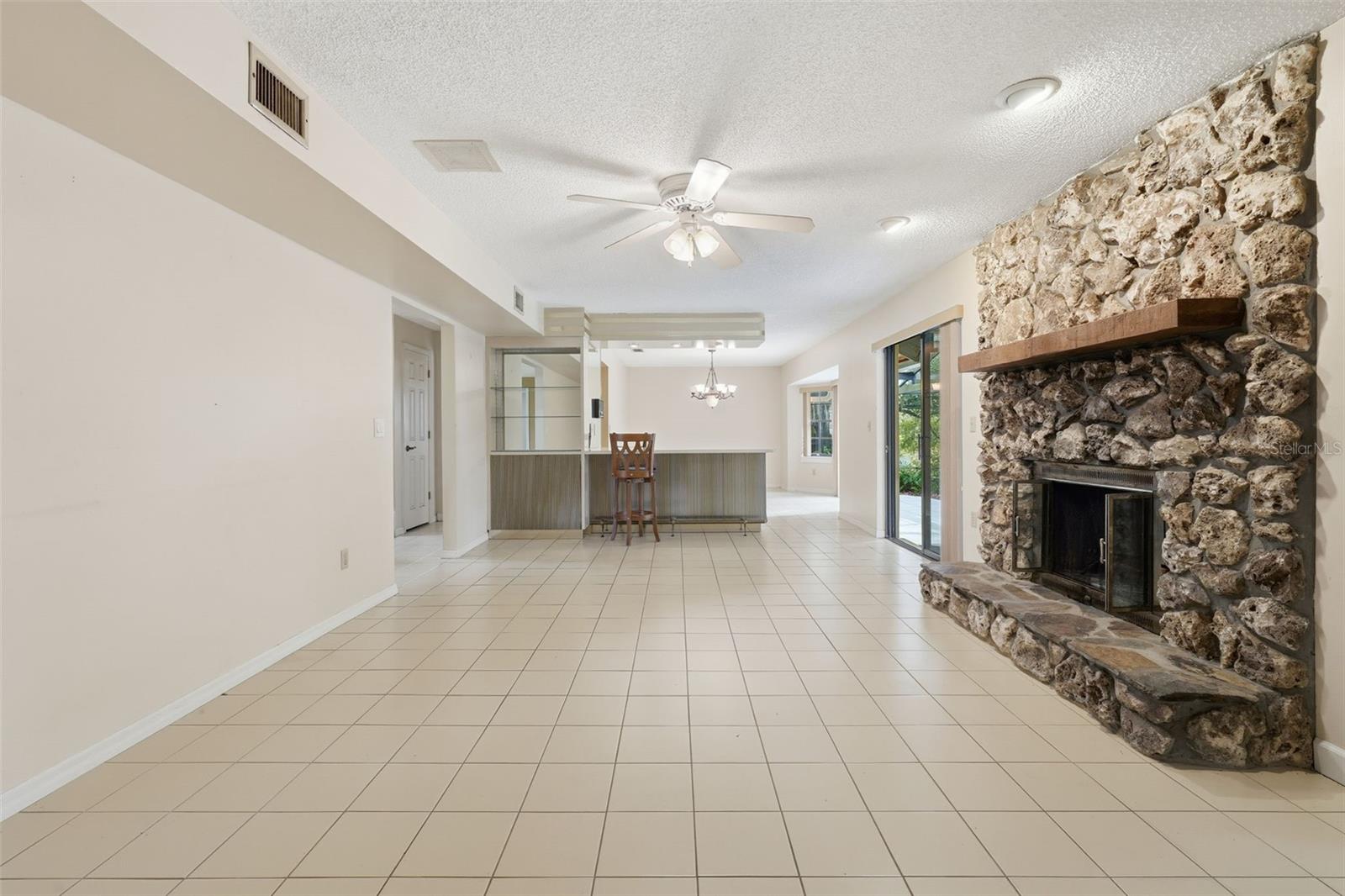 Image 16 of 25 For 2551 Jennifer Hope Boulevard