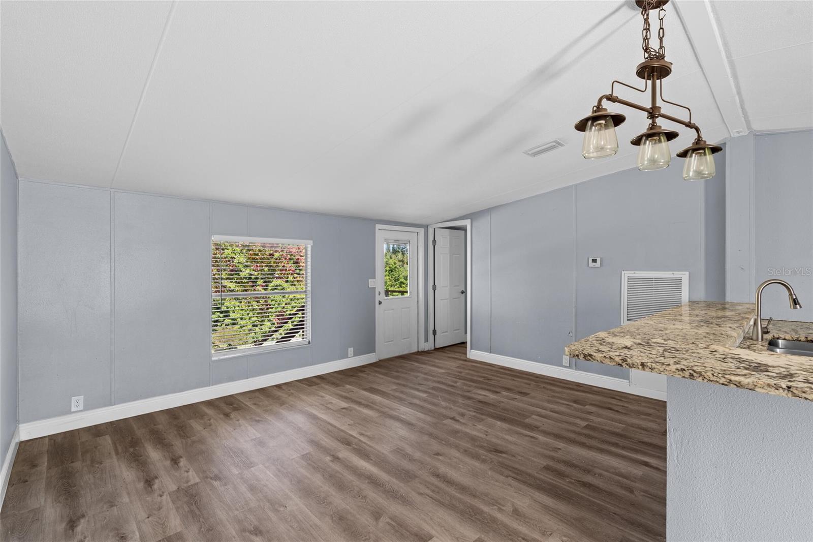 Image 10 of 27 For 7300 Cobia Lane