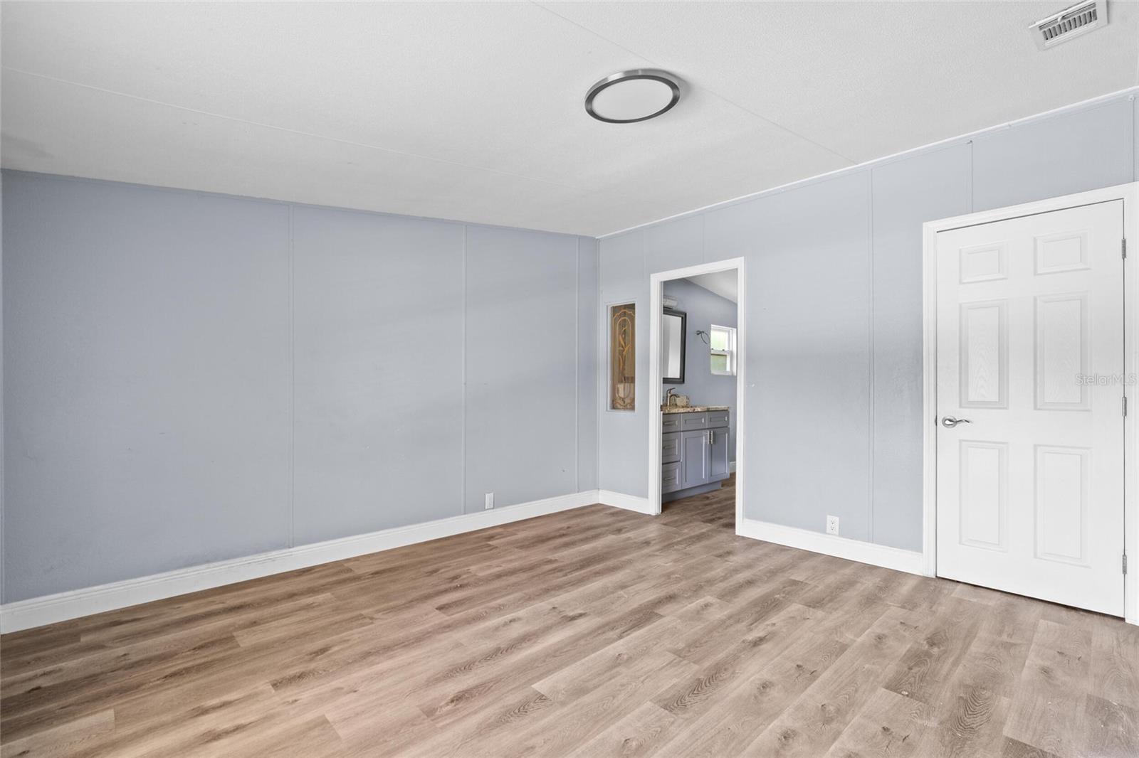 Image 11 of 27 For 7300 Cobia Lane