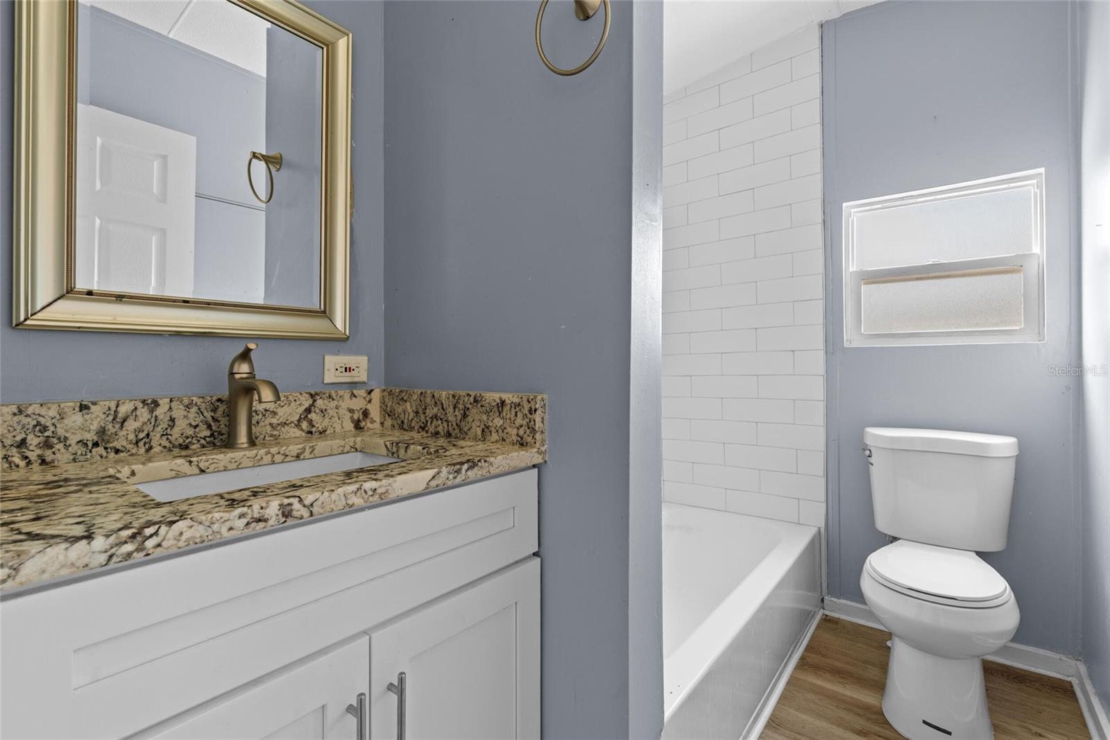 Image 15 of 27 For 7300 Cobia Lane