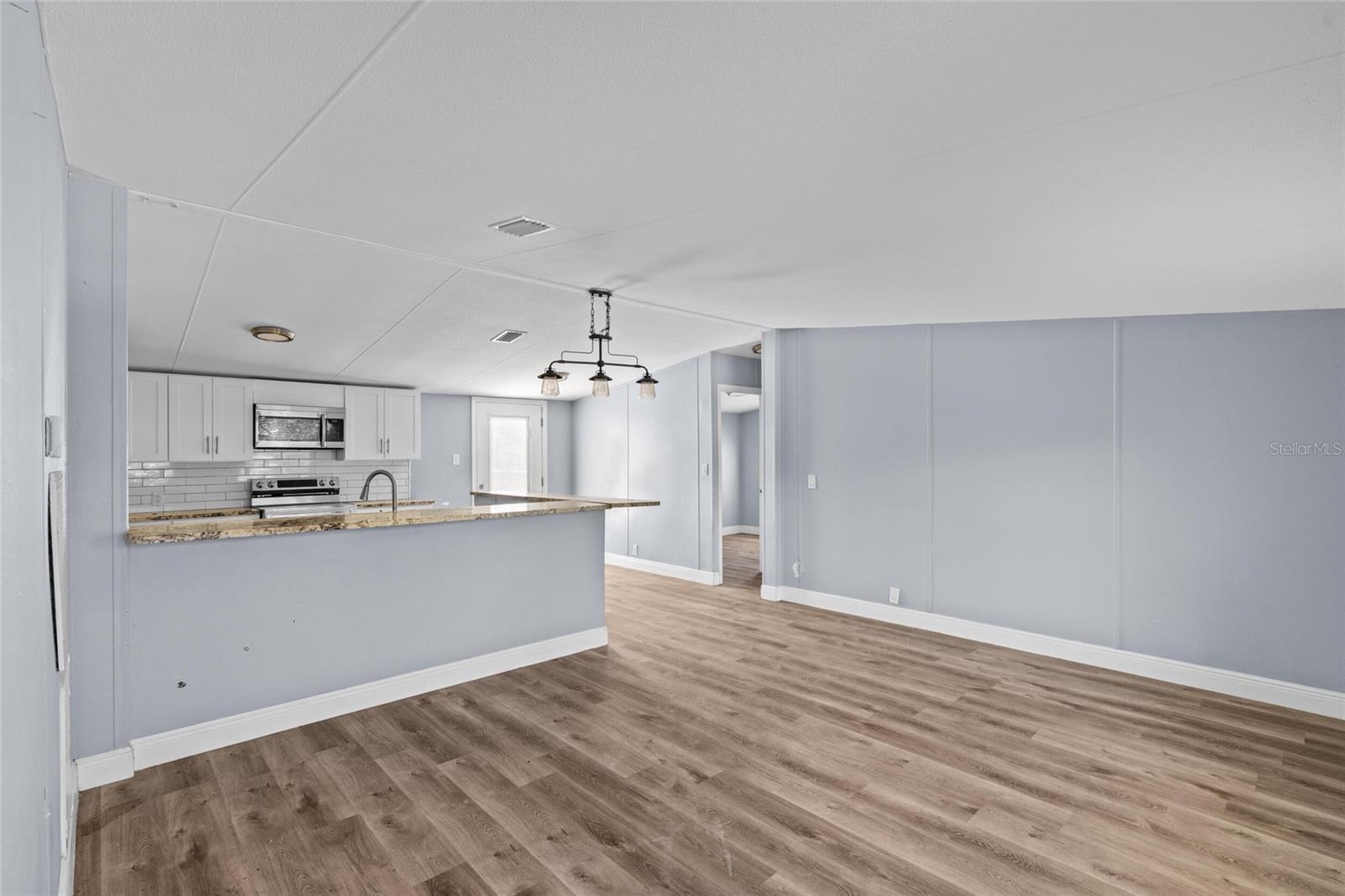 Image 5 of 27 For 7300 Cobia Lane