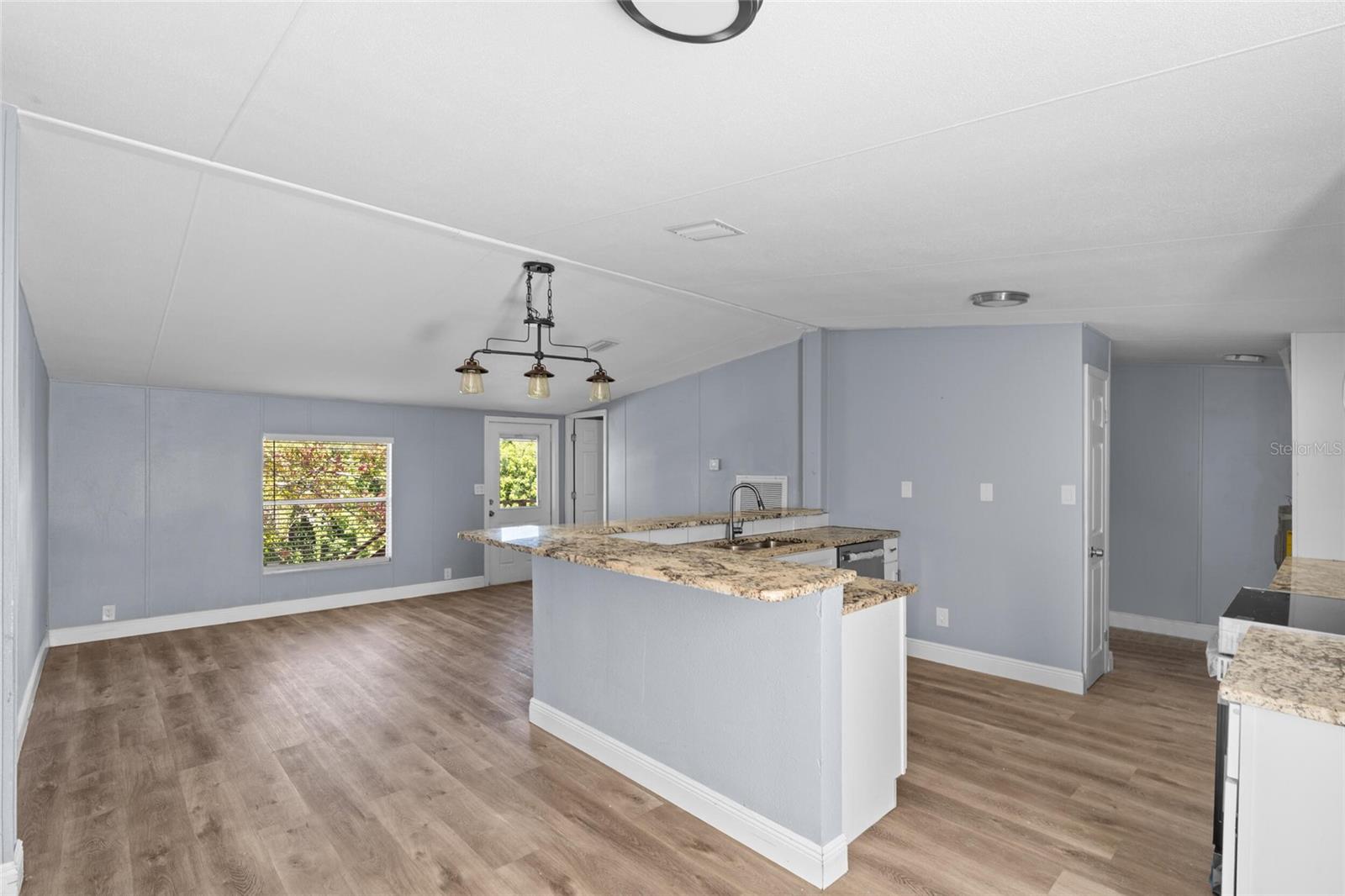 Image 8 of 27 For 7300 Cobia Lane