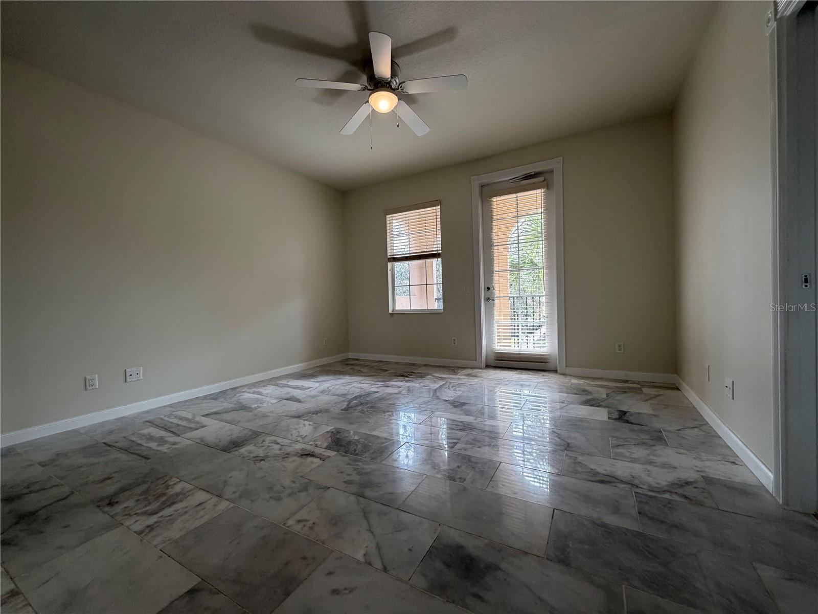 Image 9 of 22 For 8427 Leatherleaf Lane