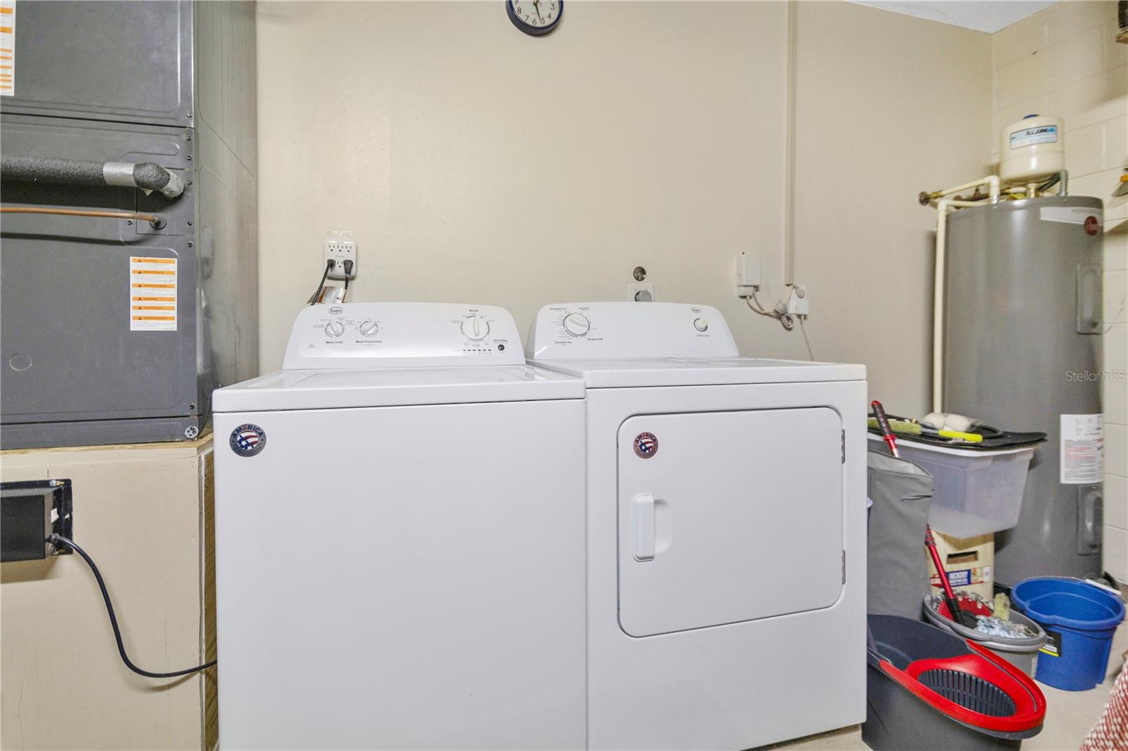 Image 19 of 50 For 102 Ethan Avenue