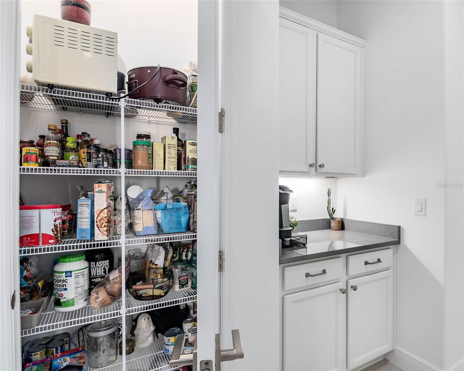 Image 15 of 58 For 8040 Allure Drive