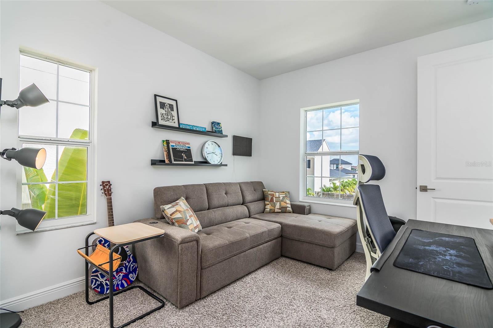 Image 28 of 58 For 8040 Allure Drive