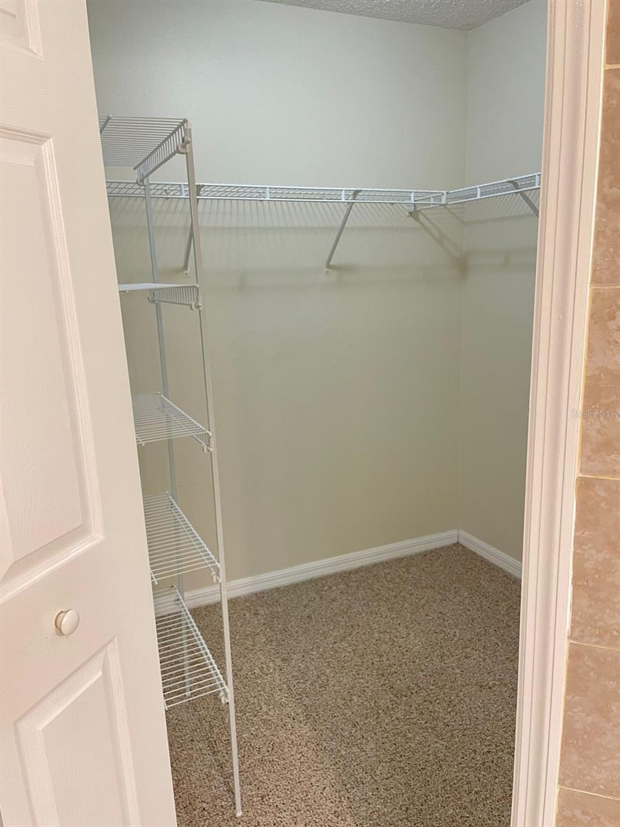 Image 13 of 19 For 553 Maidenhair Court