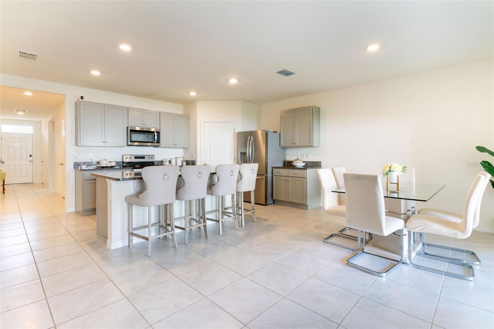 Image 14 of 42 For 9537 Black Walnut Drive