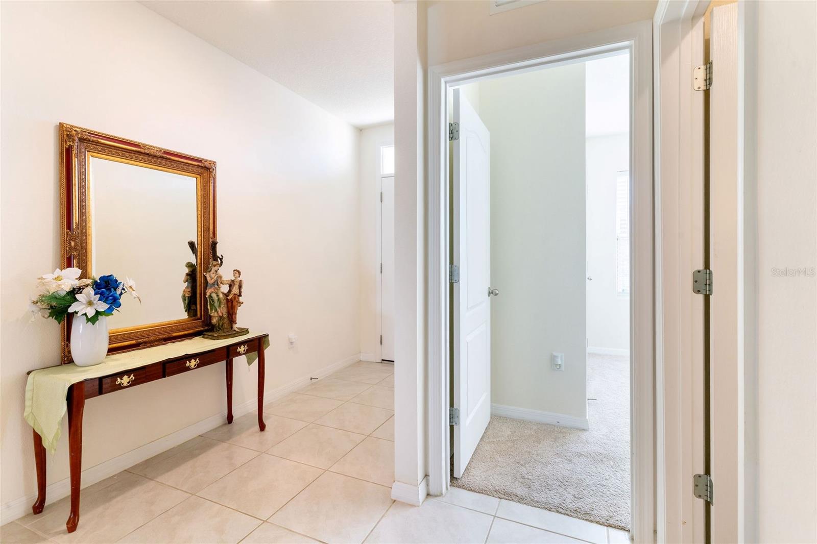 Image 16 of 42 For 9537 Black Walnut Drive