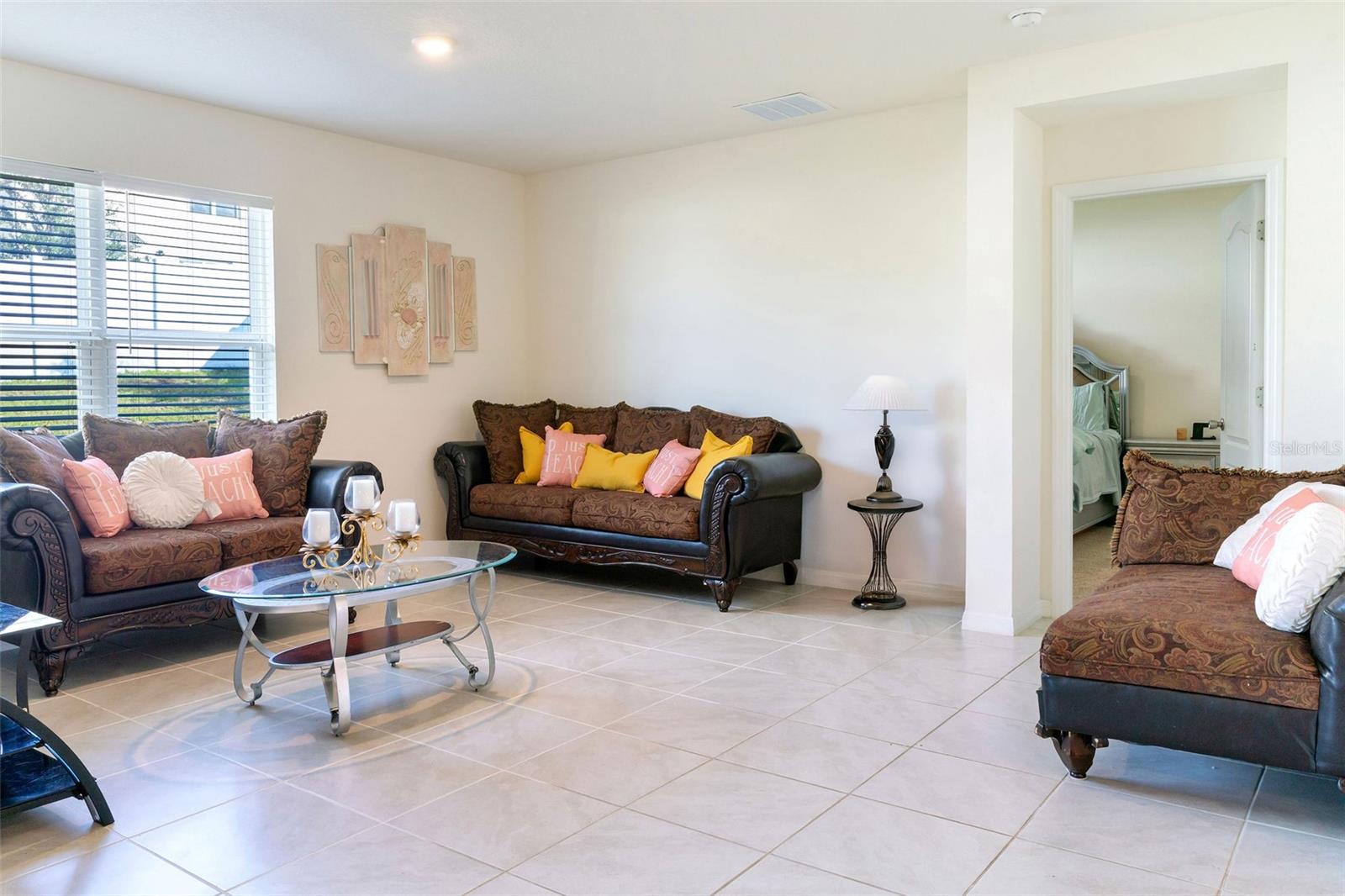 Image 17 of 42 For 9537 Black Walnut Drive