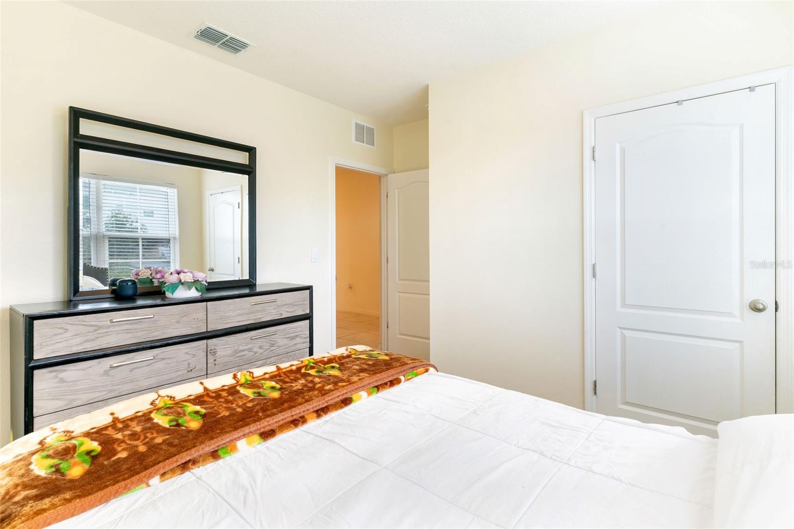 Image 26 of 42 For 9537 Black Walnut Drive