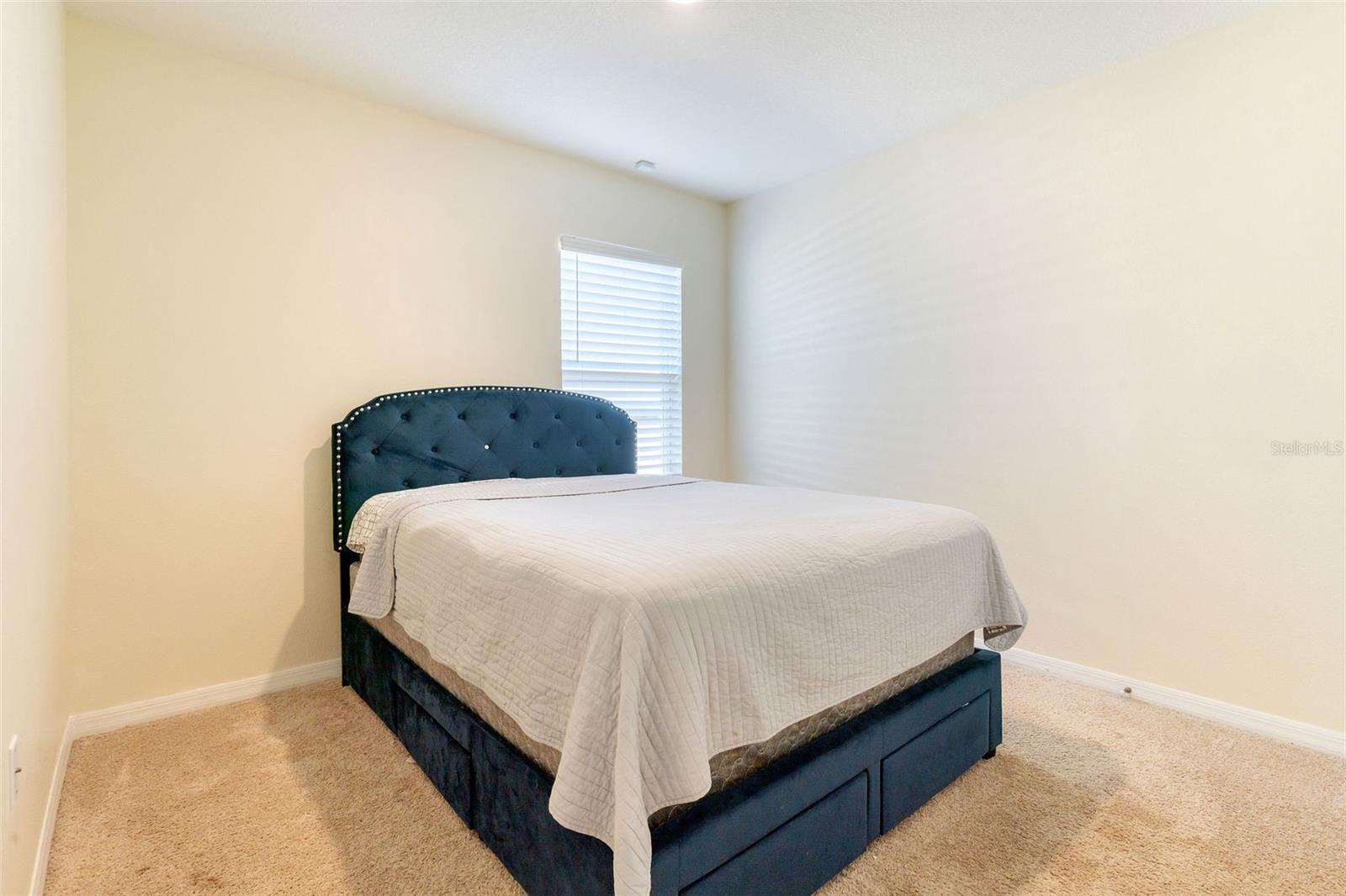 Image 28 of 42 For 9537 Black Walnut Drive