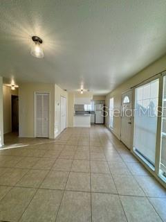 Image 5 of 11 For 4100 Pinebark Avenue 1