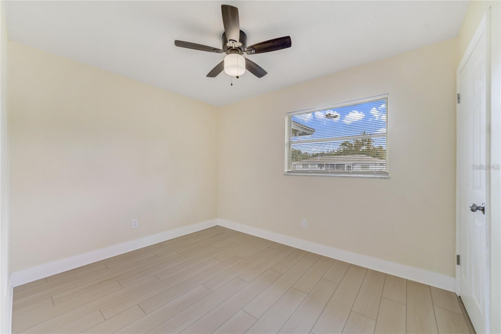 Image 15 of 17 For 30 Hammon Drive