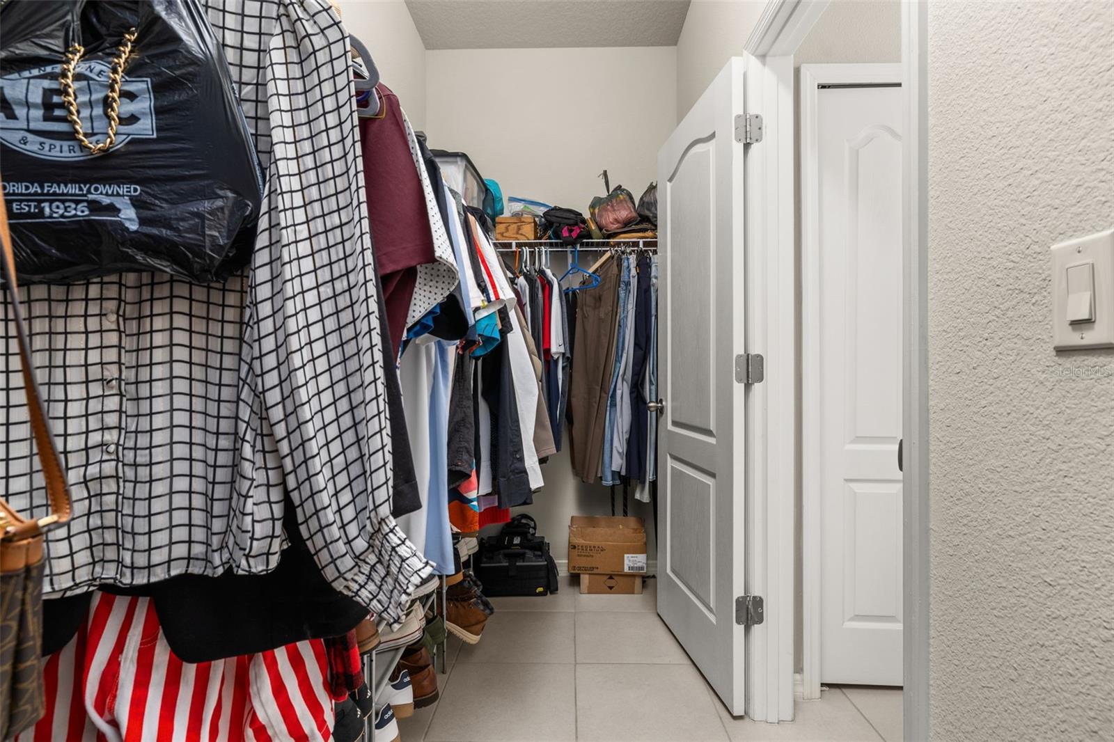 Image 28 of 67 For 129 Whirlaway Drive