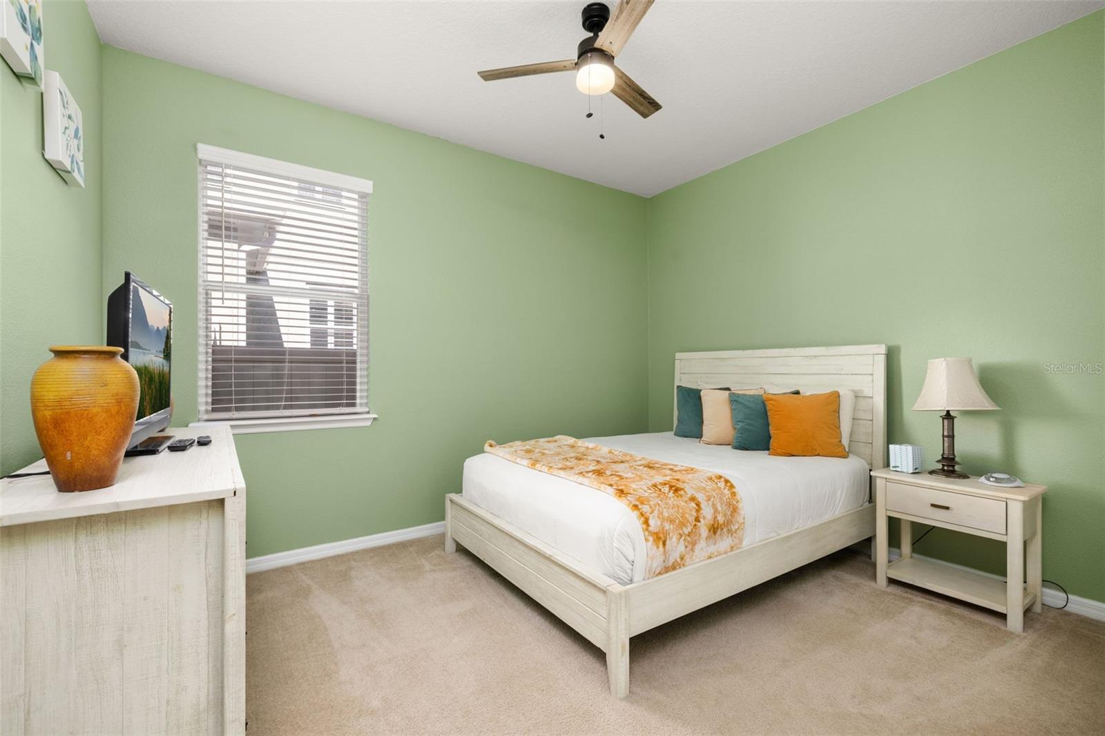 Image 32 of 67 For 129 Whirlaway Drive