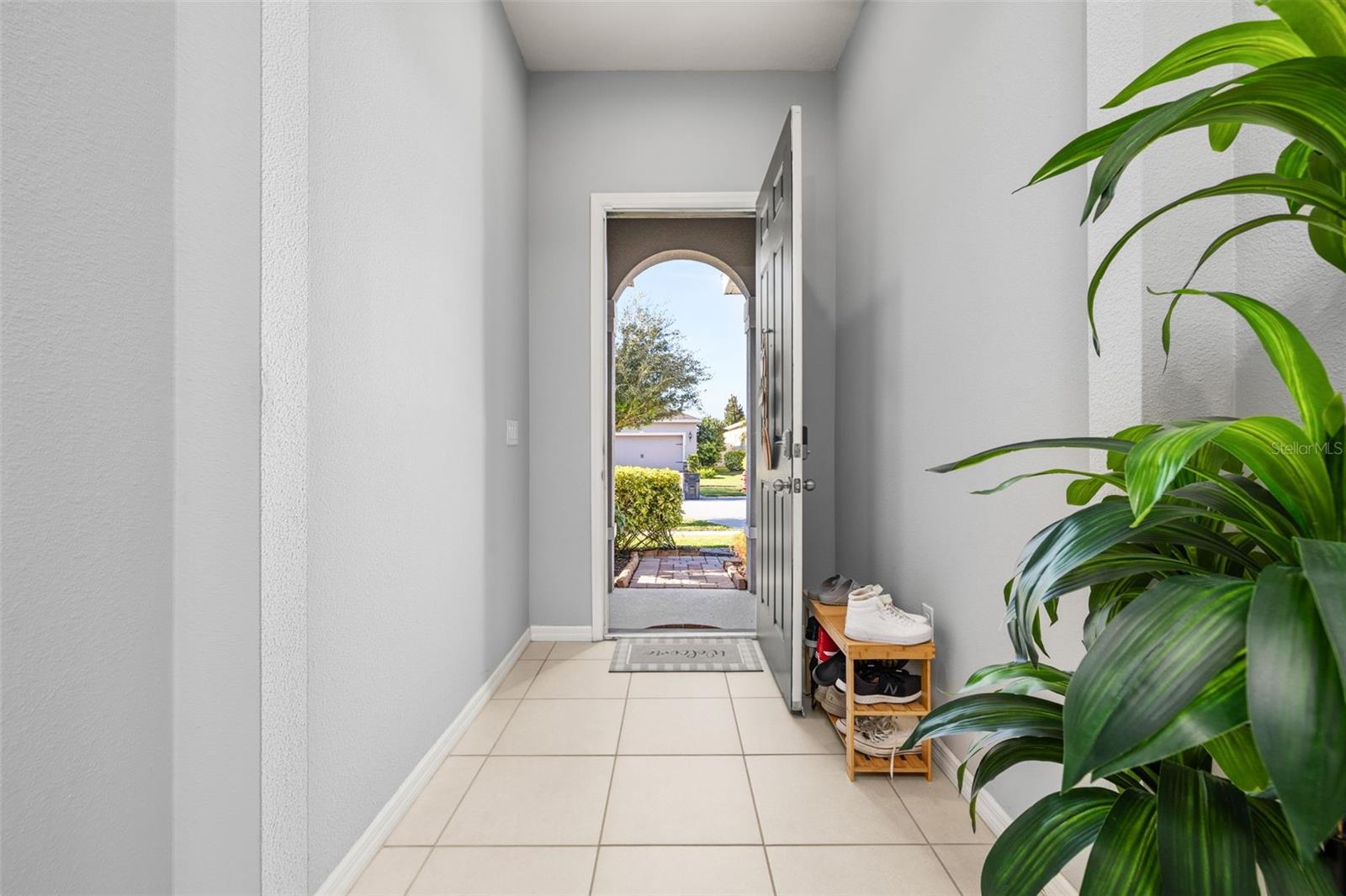 Image 4 of 67 For 129 Whirlaway Drive