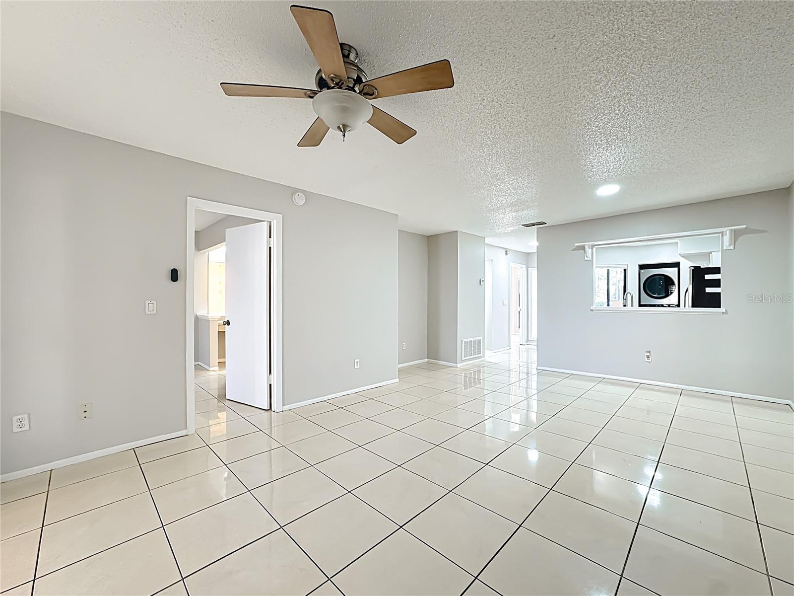 Image 14 of 41 For 4320 Middlebrook Road 2